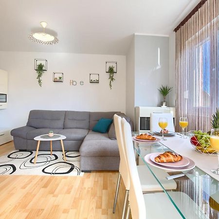 Apartman Andi Apartamento PUY Exterior foto
